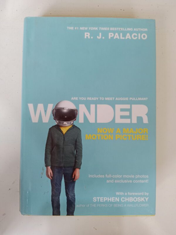 Wonder by R. J. Palacio